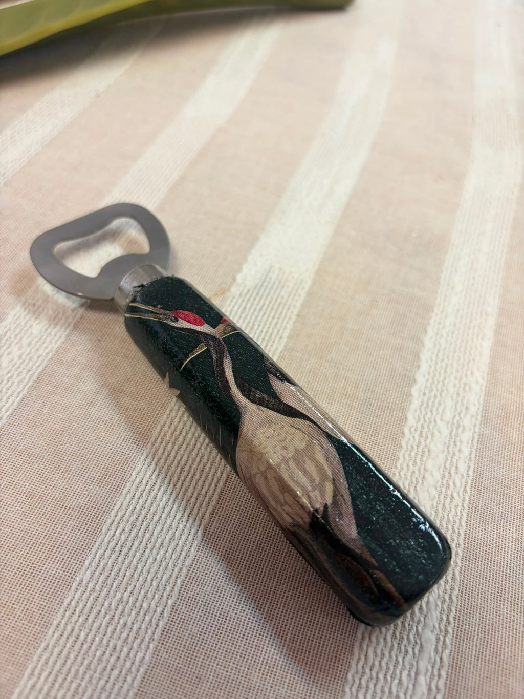 Abridor Pájaro Negro
