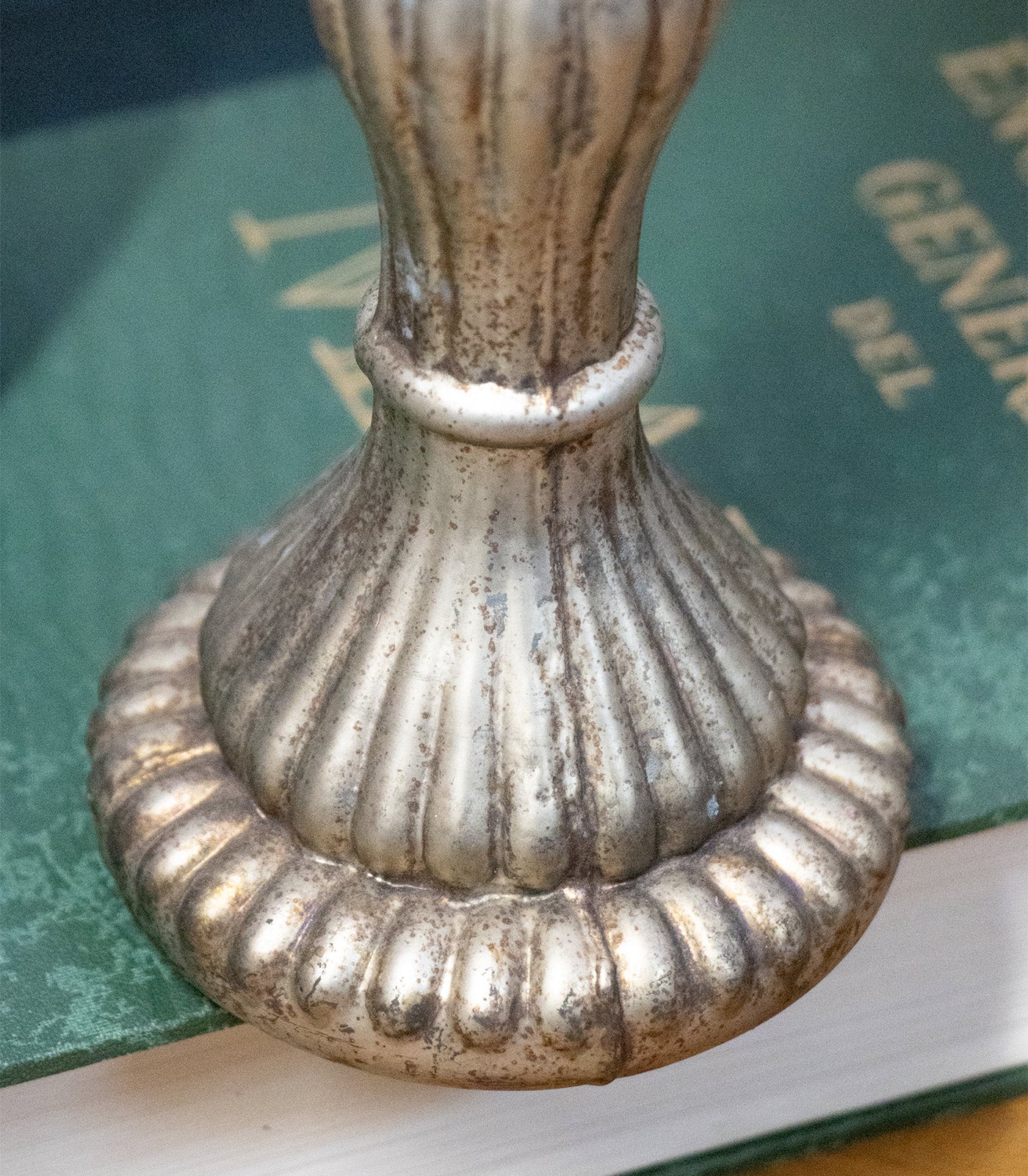 Candelabro plateado