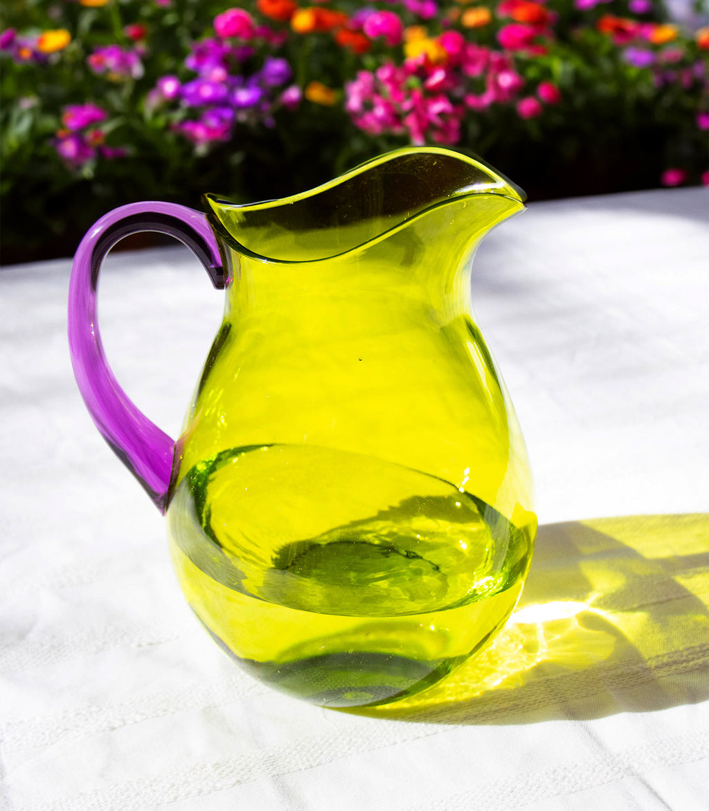 Jarra verde limón y rosa amatista