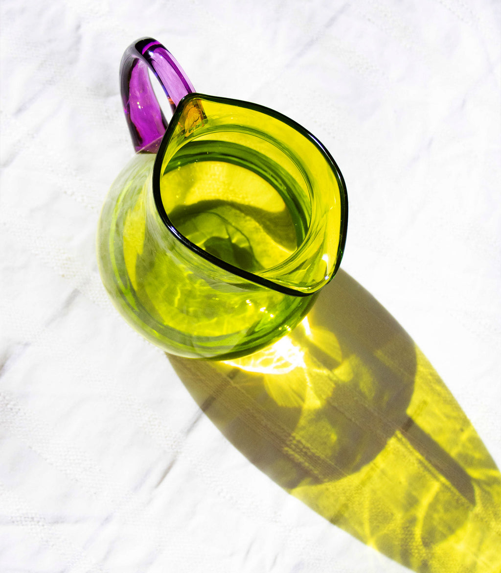 Jarra verde limón y rosa amatista