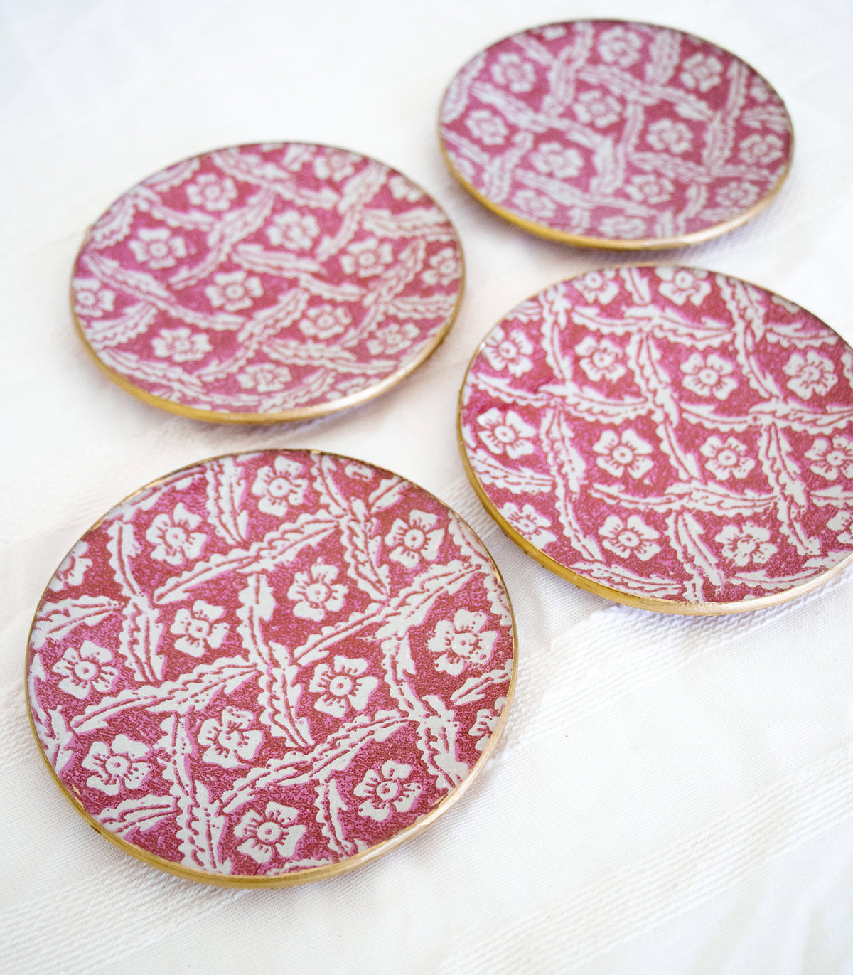 Platito de pan Flores granate