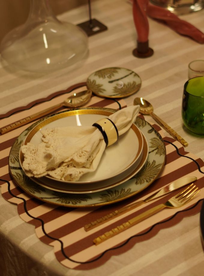 Individual de Raya Marrón