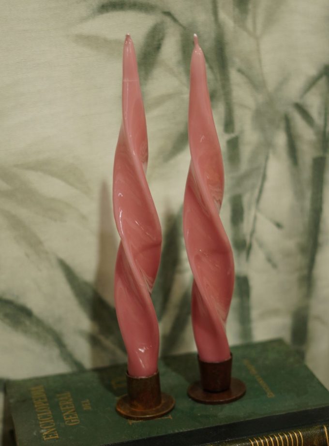 Vela silvestre rosa claro